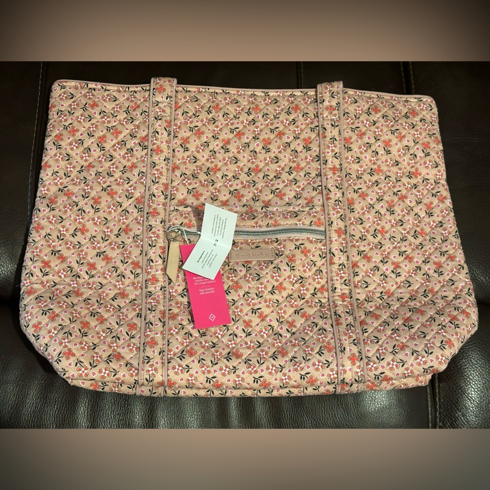 HTF Vera Tote Sweethearts and Flowers